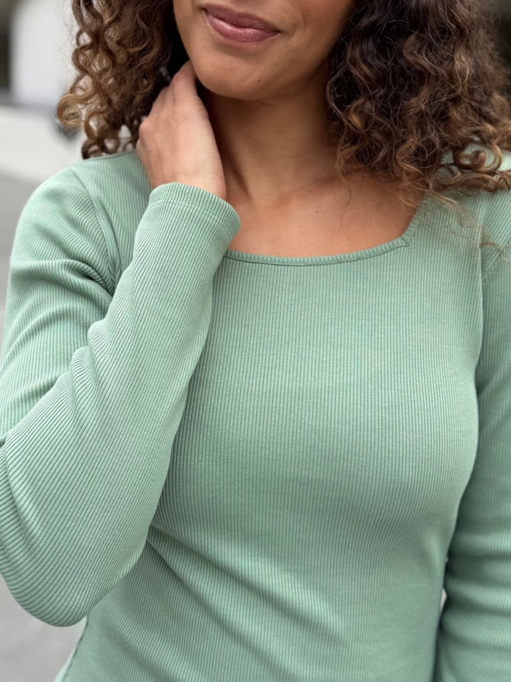 NWT Jade Green Ribbed Long Sleeve Top